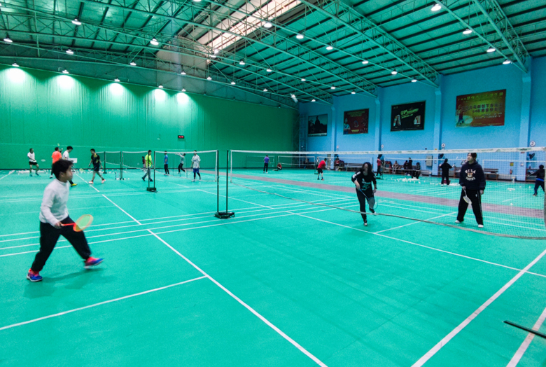 Sinco Held the First Badminton Tournament