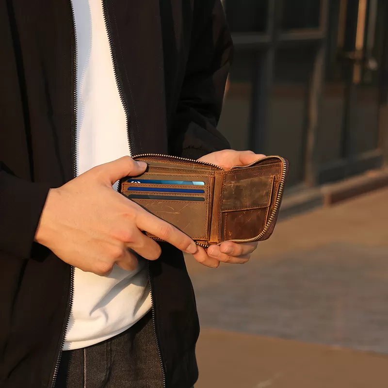 Sinco leather wallet with zipper