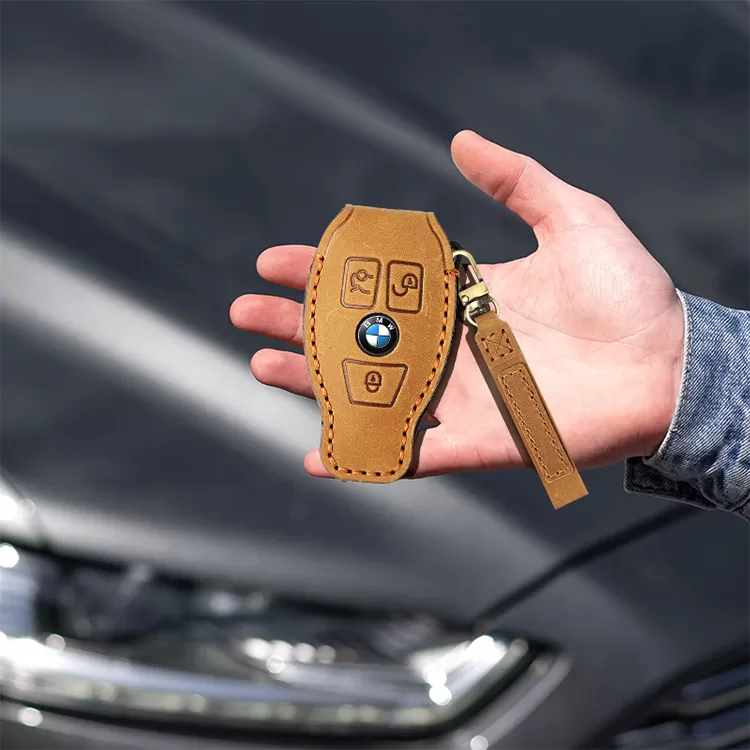 Sinco leather car key cover