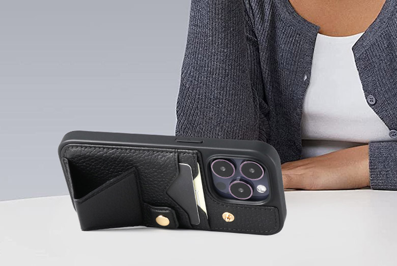 How to Choose the Best Leather iPhone Case?