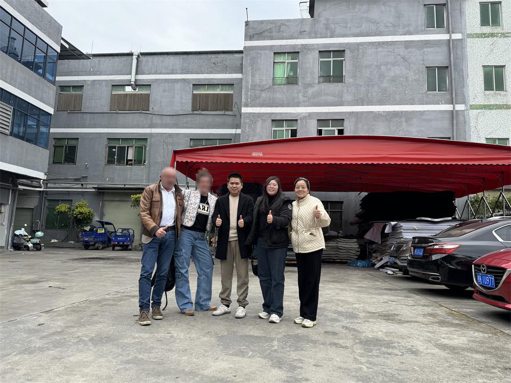 ​Netherlands Customers Visited Our Company to See the Production Process and Material Market