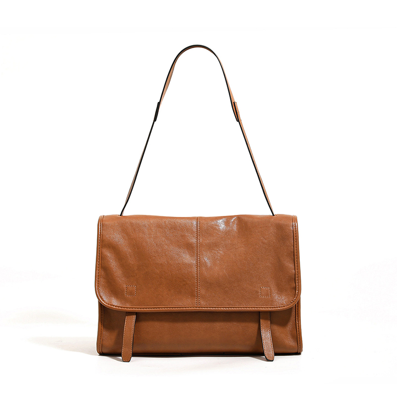 Sinco Vegetable Tanned Sheepskin Leather Messenger Bag