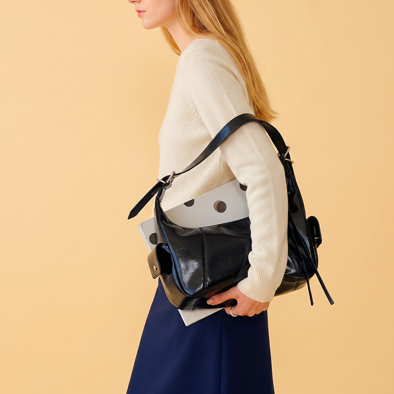 Sinco Vintage Genuine Leather Underarm Bag for Women